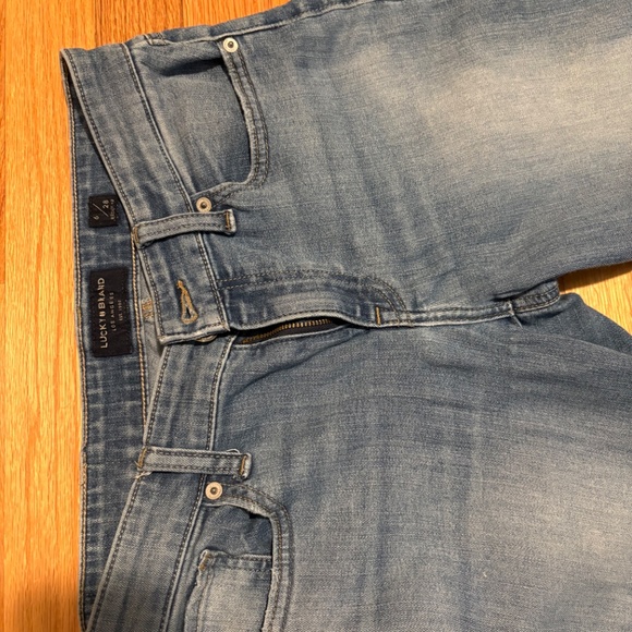 Lucky Brand Jeans - Picture 2 of 5